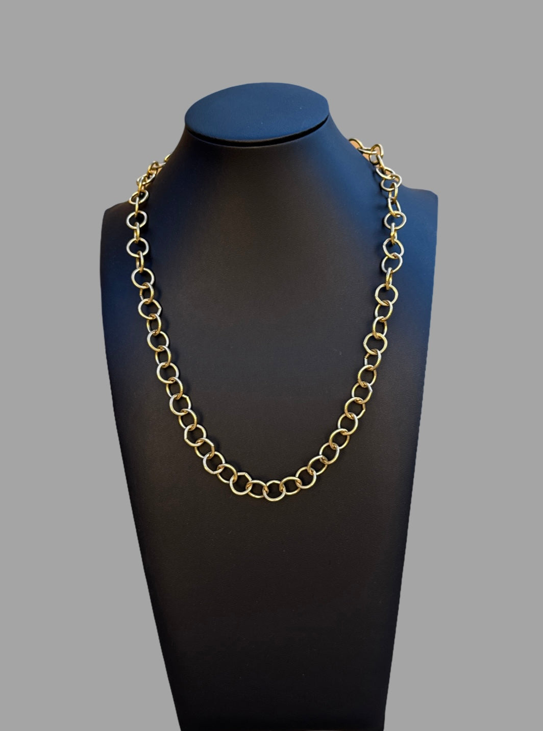Necklace - Antique gold filled with round links
