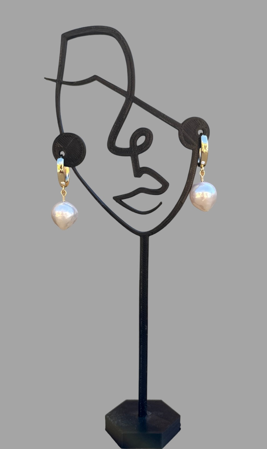 Earrings - Gold filled hoop earrings with white baroque fresh water pearls