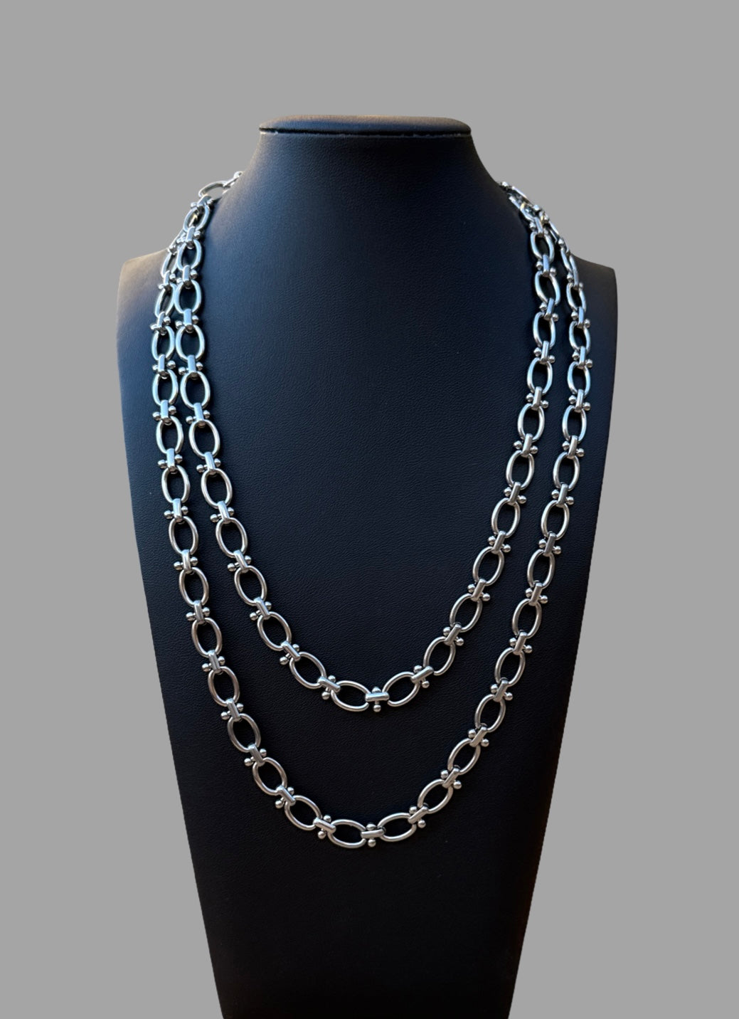 Necklace - Silver necklace that will not tarnish