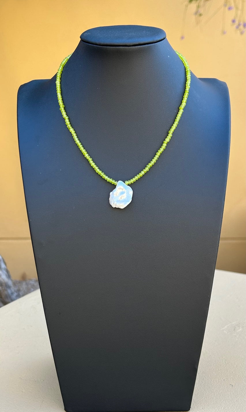 Necklace - 3mm lime green jade with irregular pearl pendant