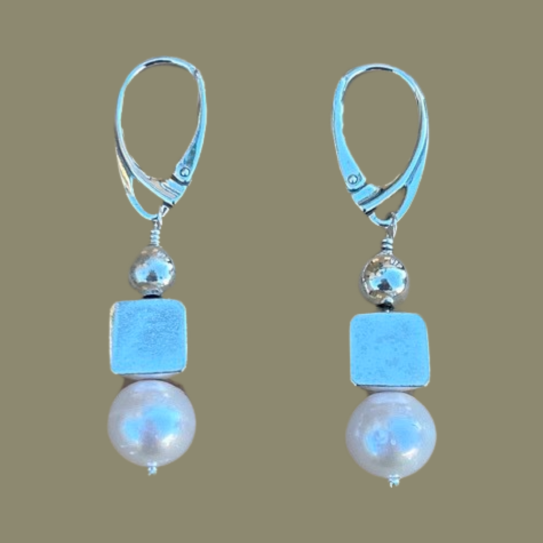 Earrings - Pearl and sterling silver hanging earrings