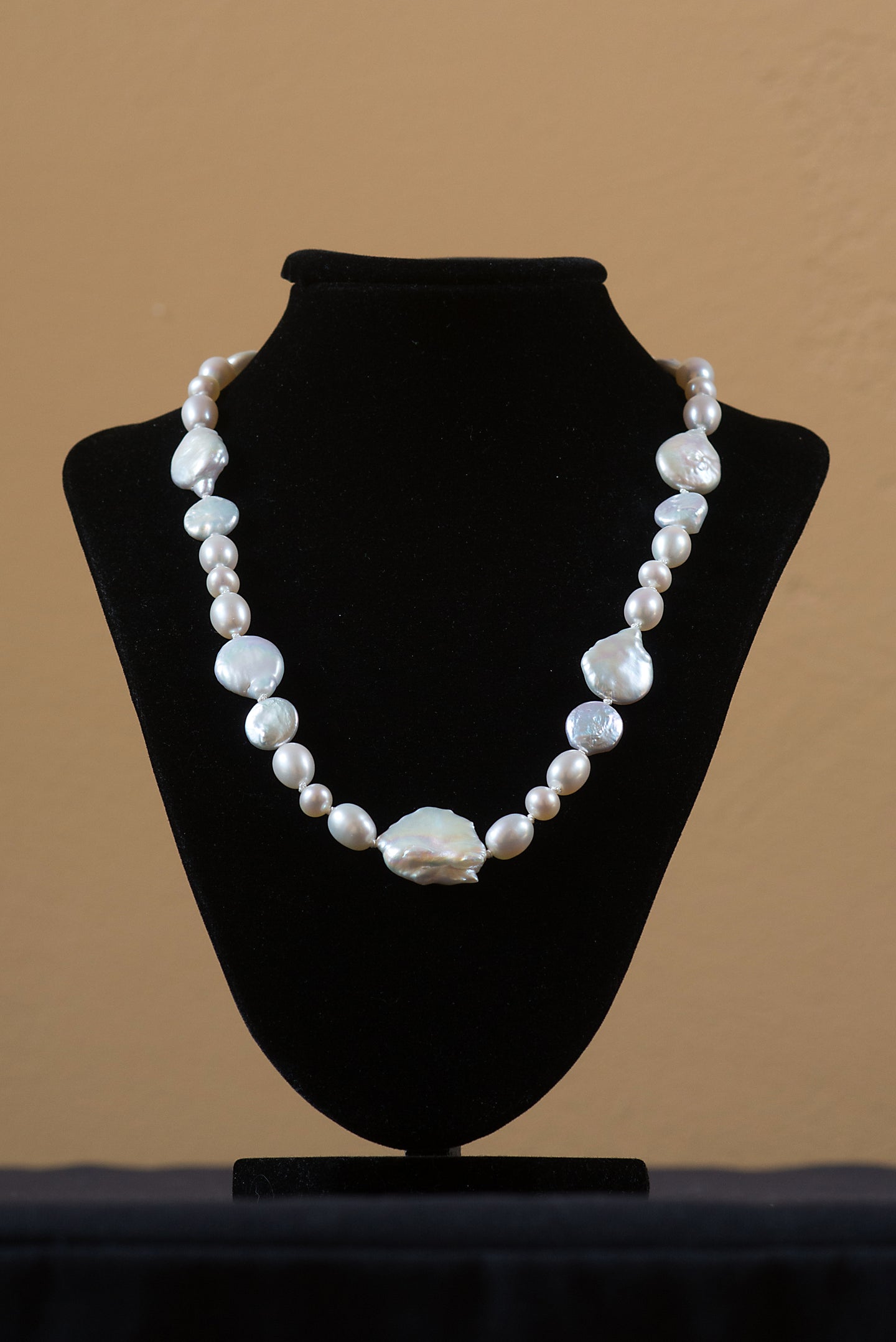 Necklace - Freshwater Pearls, Swarovski Crystal