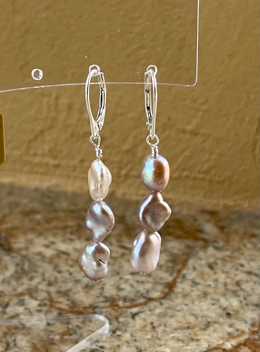 Earrings - Lavender pearl hanging earrings