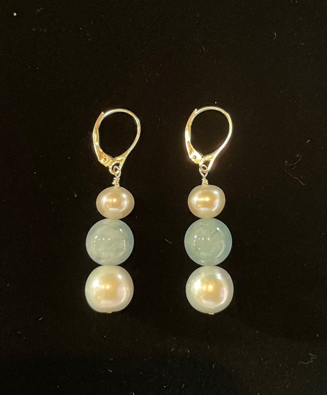 Earrings - Hanging with 12mm white pearls, aquamarine and white button pearls